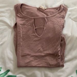 Pink Republic open shoulder shirt size M in “Lilac Bloom”